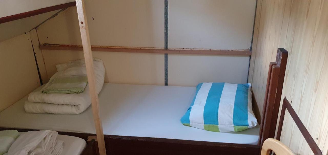 Intersail Hostel - Avontuur Amsterdam Eksteriør bilde