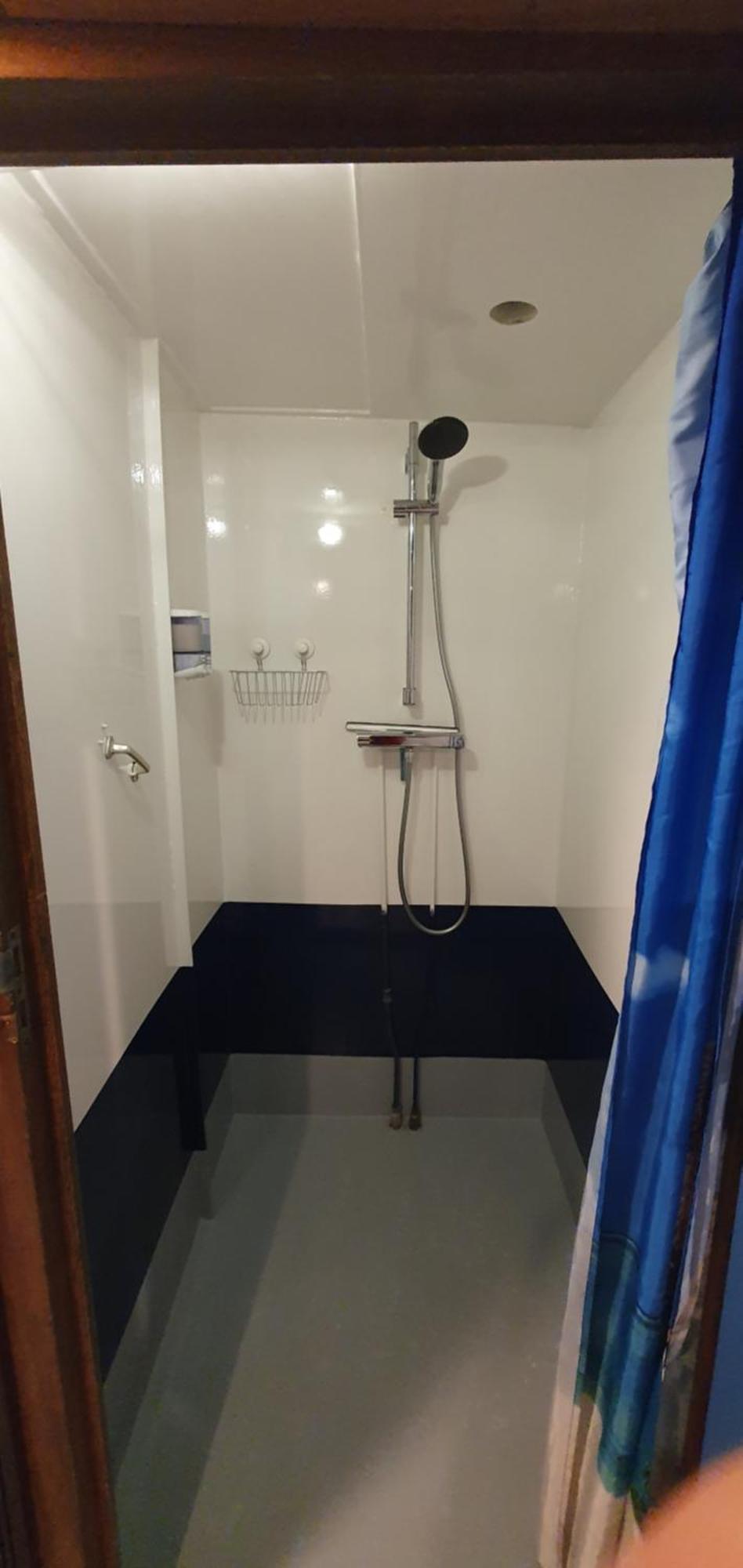 Intersail Hostel - Avontuur Amsterdam Eksteriør bilde