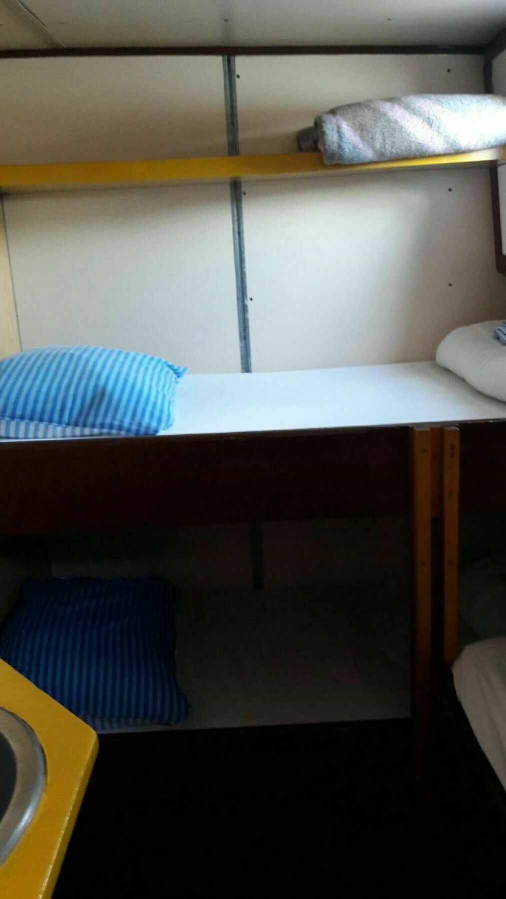 Intersail Hostel - Avontuur Amsterdam Eksteriør bilde
